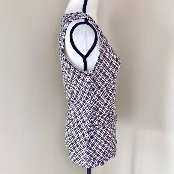 White House Black Market Horse-bit-Detail Geo-Print Tank Size S - Picture 5 of 9